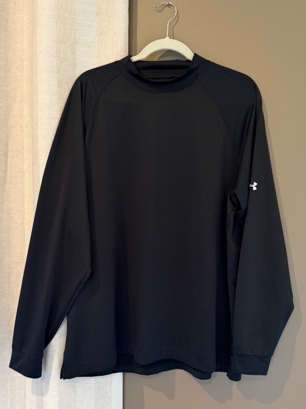 Under Armour Golf Men's Black Long Sleeve Base Layer Shirt, Size L/XL